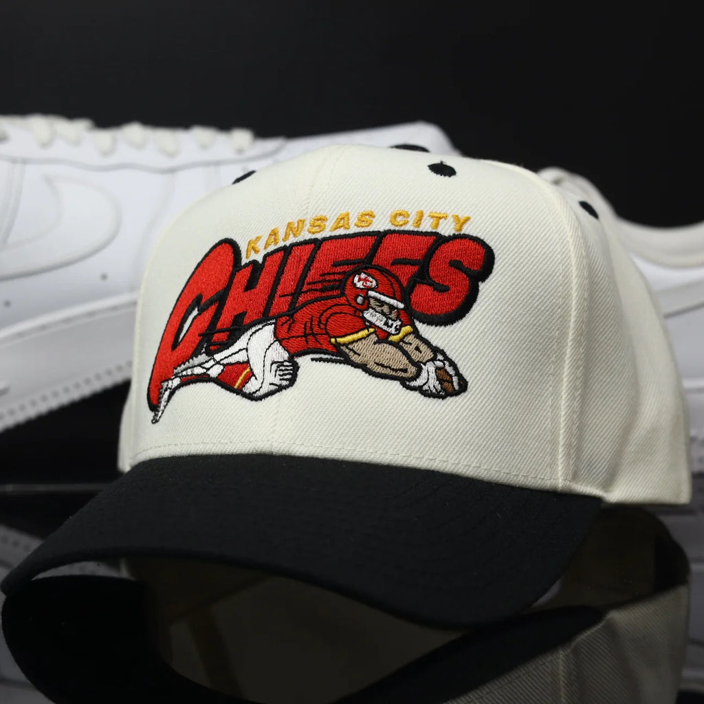 KC “TK DIVE” - CRM/BLK (Green UV)