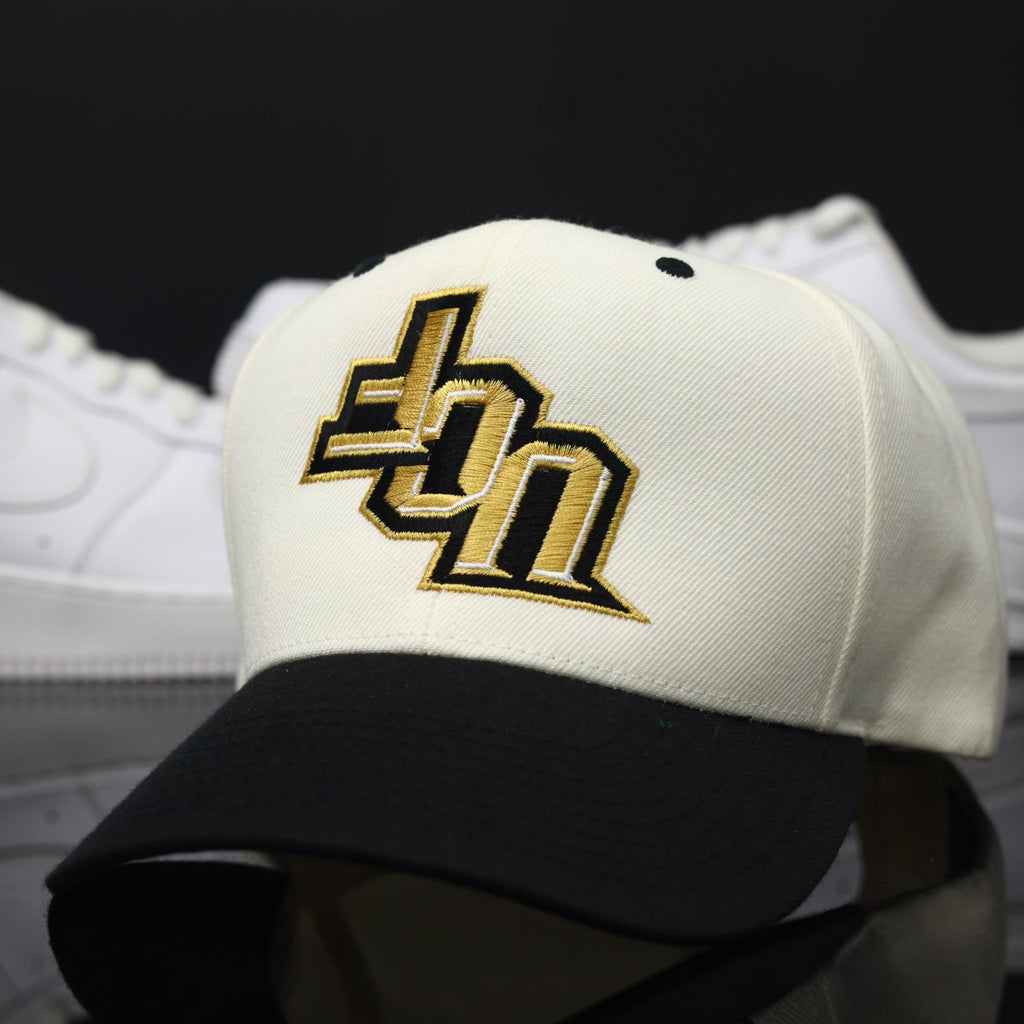 UCF MONOGRAM CRM/BLK (Green UV)