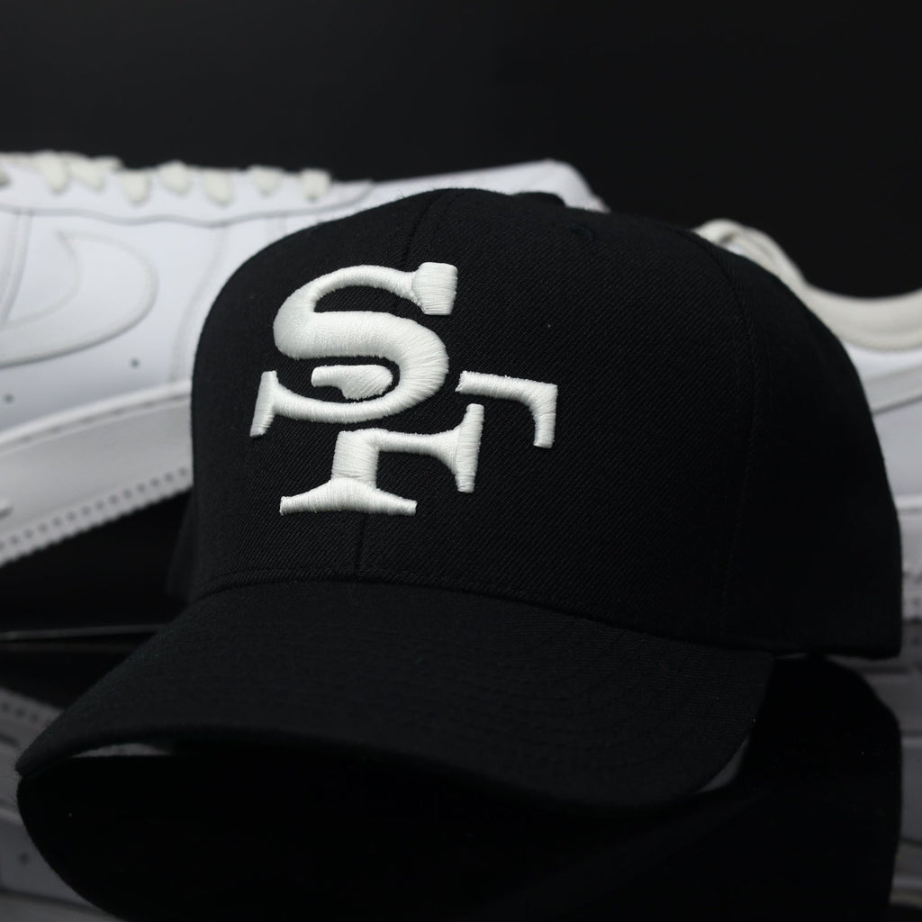 SF "LOGO" BLACK (Green UV)