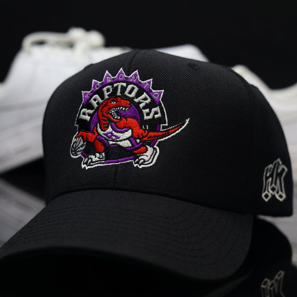 TORONTO Black (Green UV)