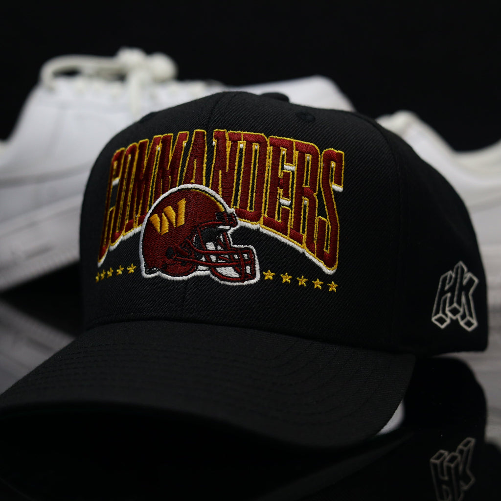 WASH. HELMET LOGO BLACK (Green UV)