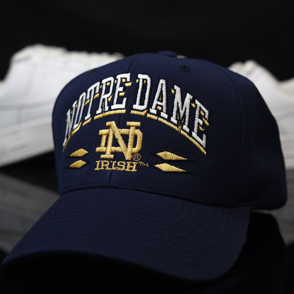 NOTRE DAME SPIKE NAVY (Green UV)